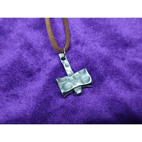 Collar martillo